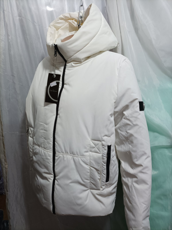 No Brand K018 white (демі) жіночі куртка
